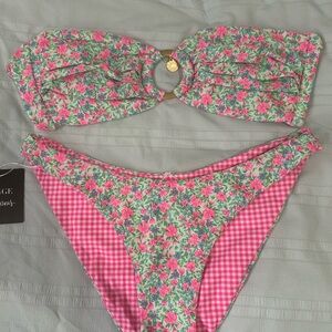 kulani kinis X lounge